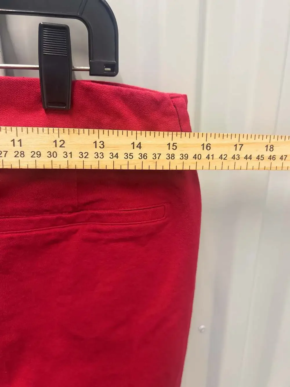 Old Navy Pixie Ankle Pants in Red